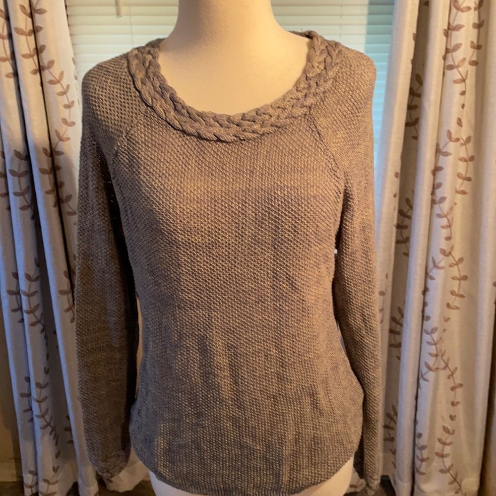 Brand:Magee round collar gray color size 8”100%leinen long sleeves